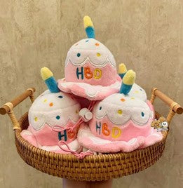 HBD,Cupcake, Birthday, Birthday toy, Hat, Dog, Cat, Toy, Squeaky, Pet Toy, Pet Supply, Dog Toys, Cat Toys, Interactive, Happy birthday